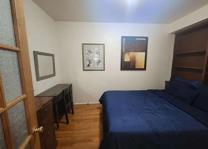 Charming Lakefront Stunning View North Apartment Chicago